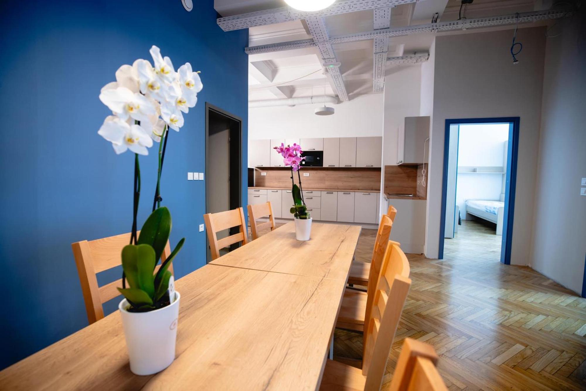 Cafdorm Hostel Maribor Ngoại thất bức ảnh